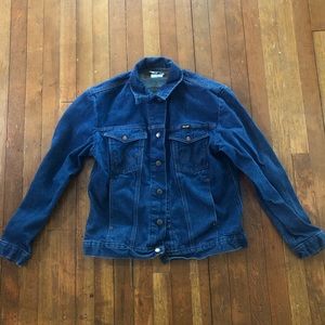 Medium authentic western jacket.